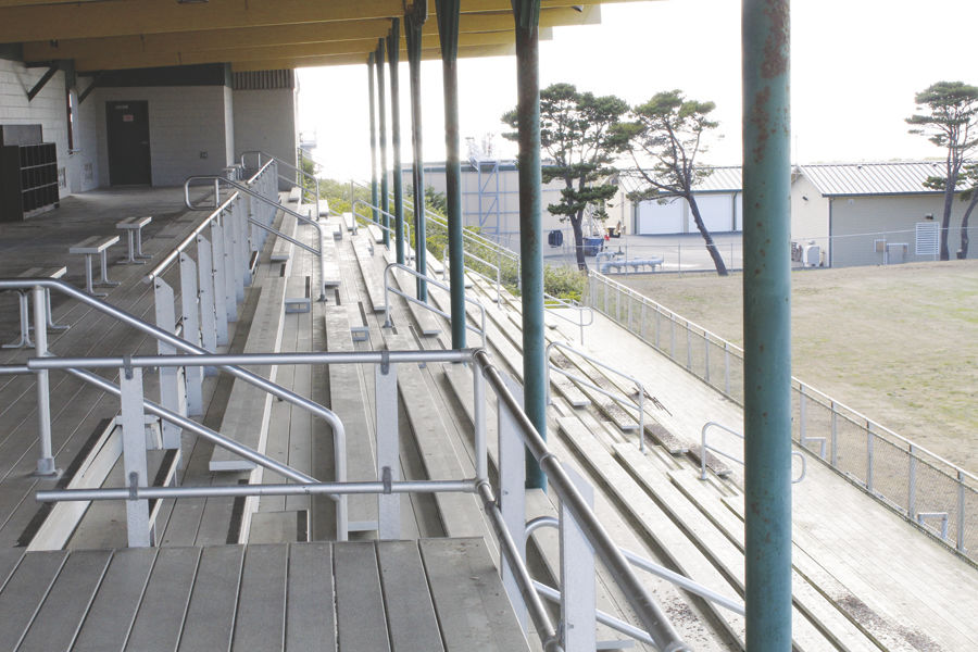 Gold Beach Faces Season Without Any Football Sports Triplicate Com Gold Beach Faces Season Without Any Football Sports Triplicate Com