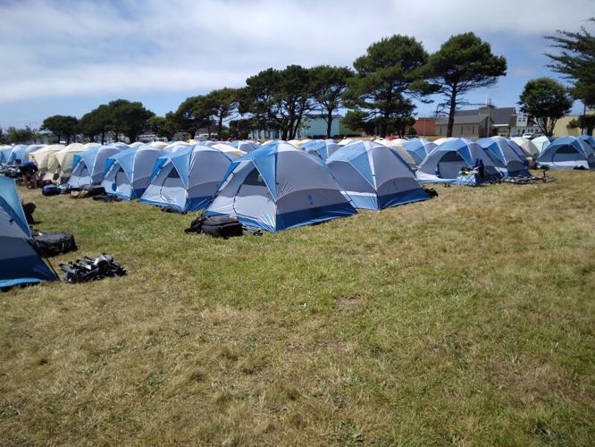 The bicycle group arrives safely in Crescent City Community