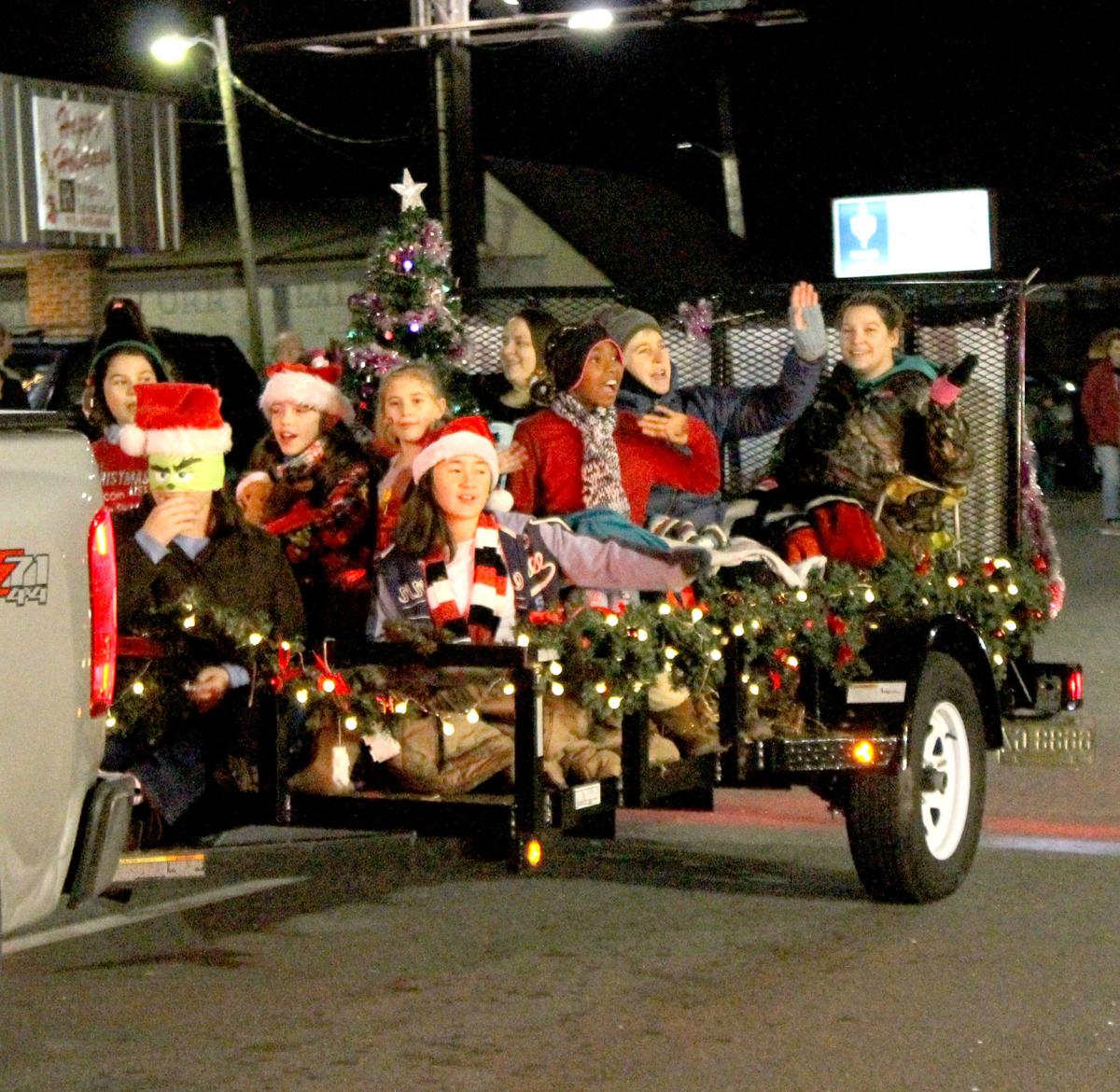 62nd annual Tullahoma Christmas Parade slideshow