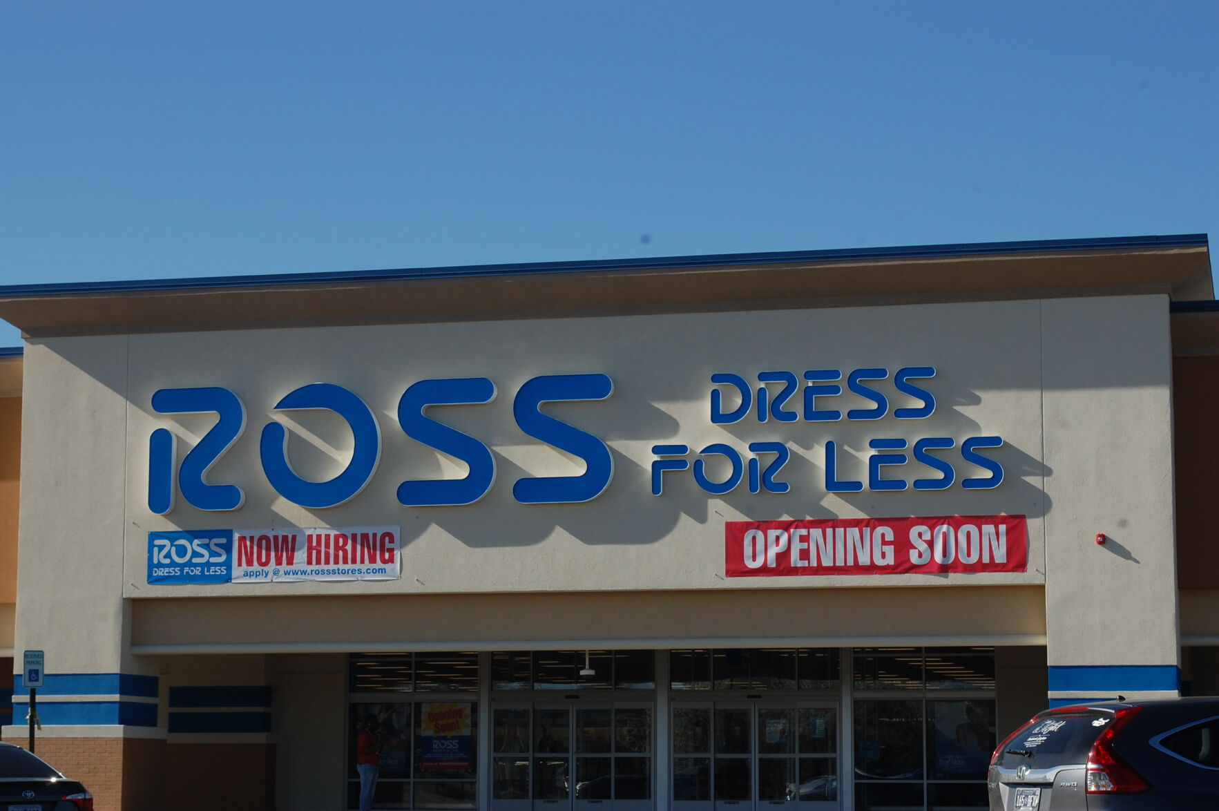 Ross Dress for Less Chairs | Dresses for less, Ross dresses, Photo studio