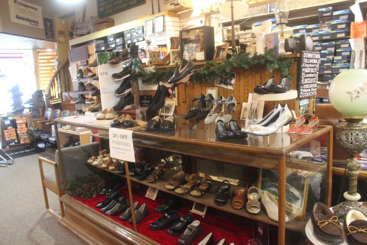 shoe stores for men near me