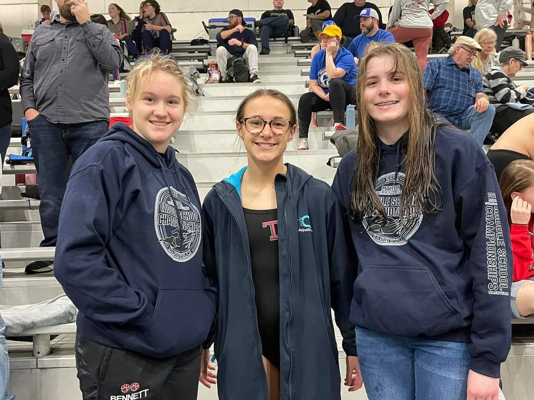 Swim team makes a splash at regionals | Local Sports