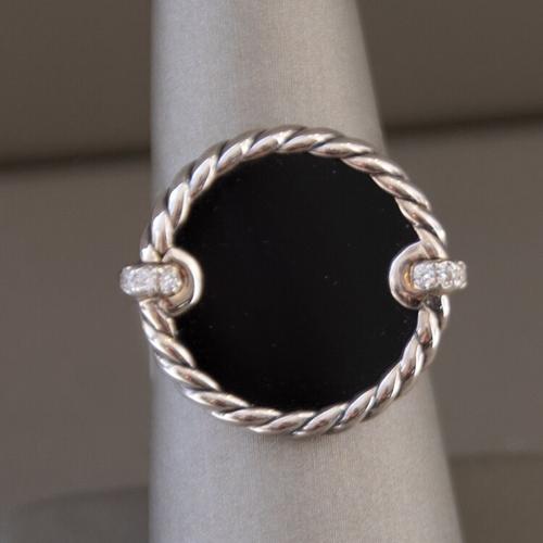 Bling boutique Tulsa staple gets a new name