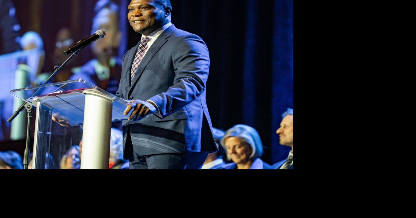 Scenes from the inauguration ceremony for Mayor Monroe Nichols and ...