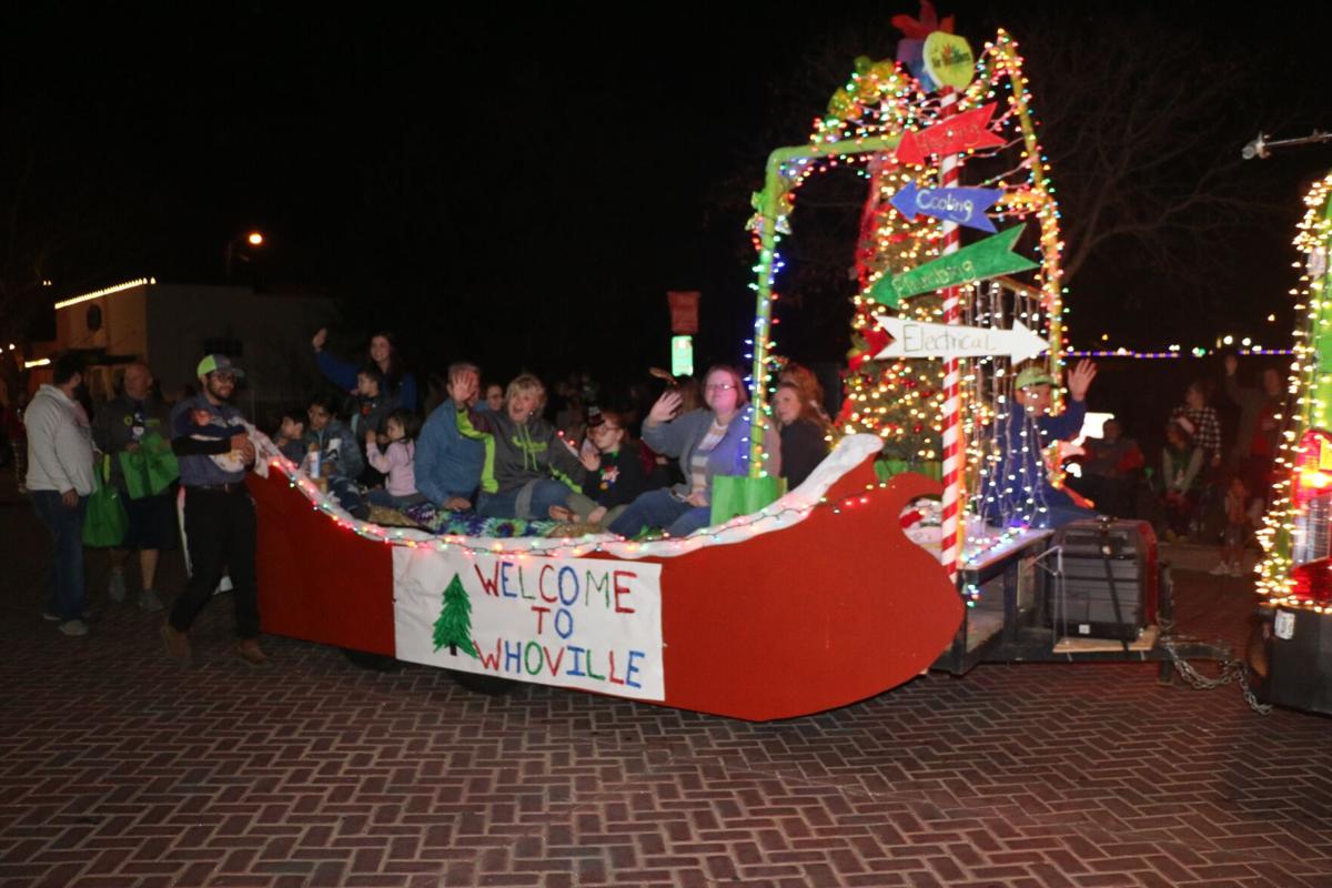 Sand Springs Christmas Parade 2022 Photos: Sand Springs Festival Of Lights Christmas Parade 2021 | News |  Tulsaworld.com