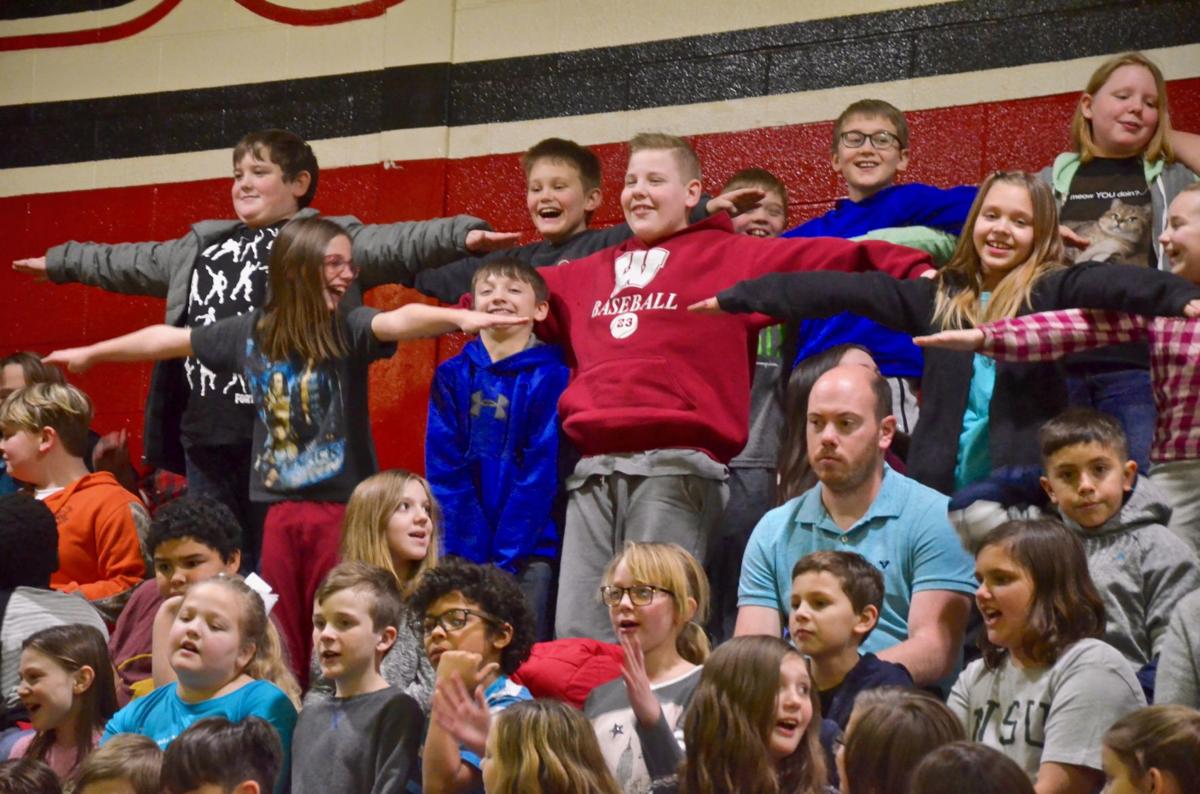 Flood Of Information Rained Down Central Is Students During Show News Tulsaworld Com