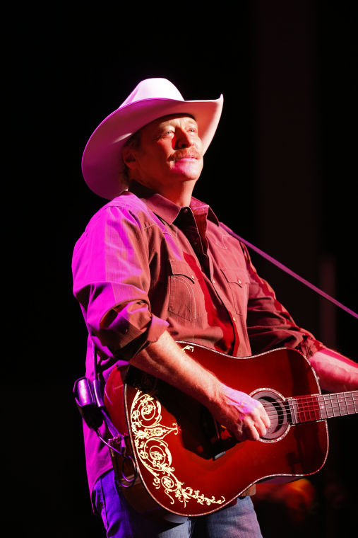 Alan Jackson performs at the Joint | Gallery | tulsaworld.com