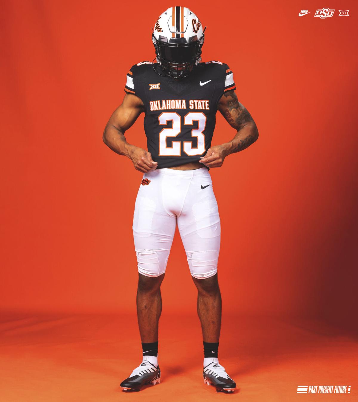 The story behind Oklahoma State's Barry Sanders throwback uniforms