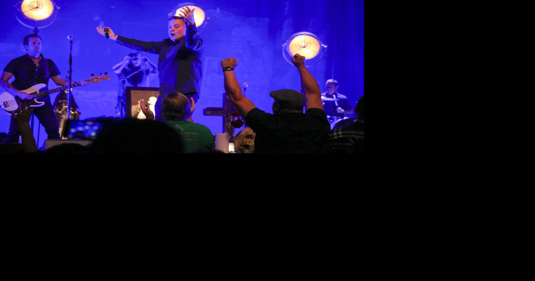 Photos: Dropkick Murphys bring 'This Machine Still Kills Fascists' tour ...
