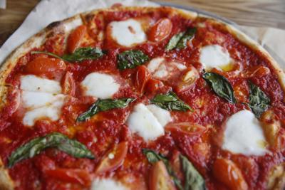 Table Talk Newest Blaze Pizza Restaurant Offering Free Pizzas Blaze Pizza Now