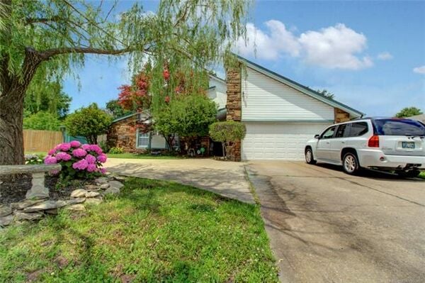3 Bedroom Home in Broken Arrow - $200,000