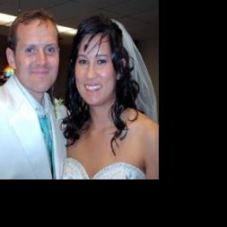 Le, LaBahn are married in fall ceremony