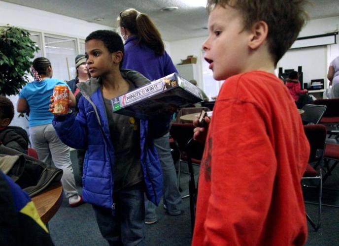 Fairmont apartments residents meet, discuss problems and progress