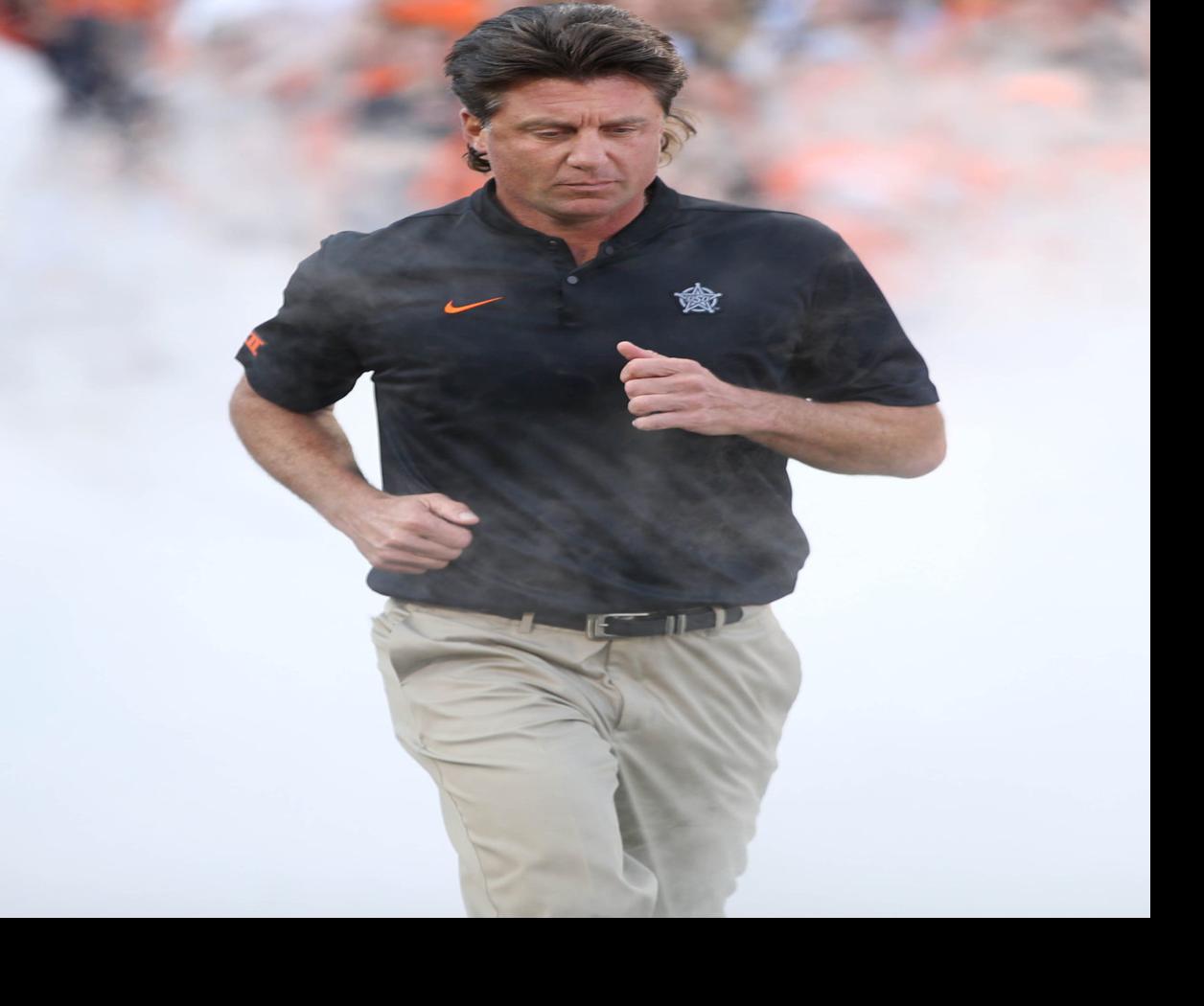 Osu Coach Mike Gundy Accepts 1 Million Pay Cut Other Contract