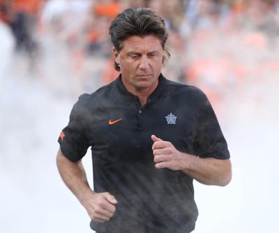 Osu Coach Mike Gundy Accepts 1 Million Pay Cut Other Contract