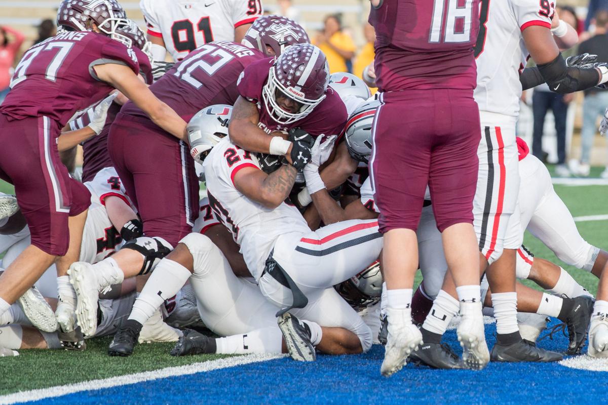 High Schools Noah Hernandez S Walk Off Td Lifts Trojans Past