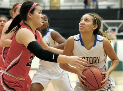 High School Basketball It S Claremore Vs Victory Christian In The Port City Classic Girls Title Game Ok Preps Extra Tulsaworld Com