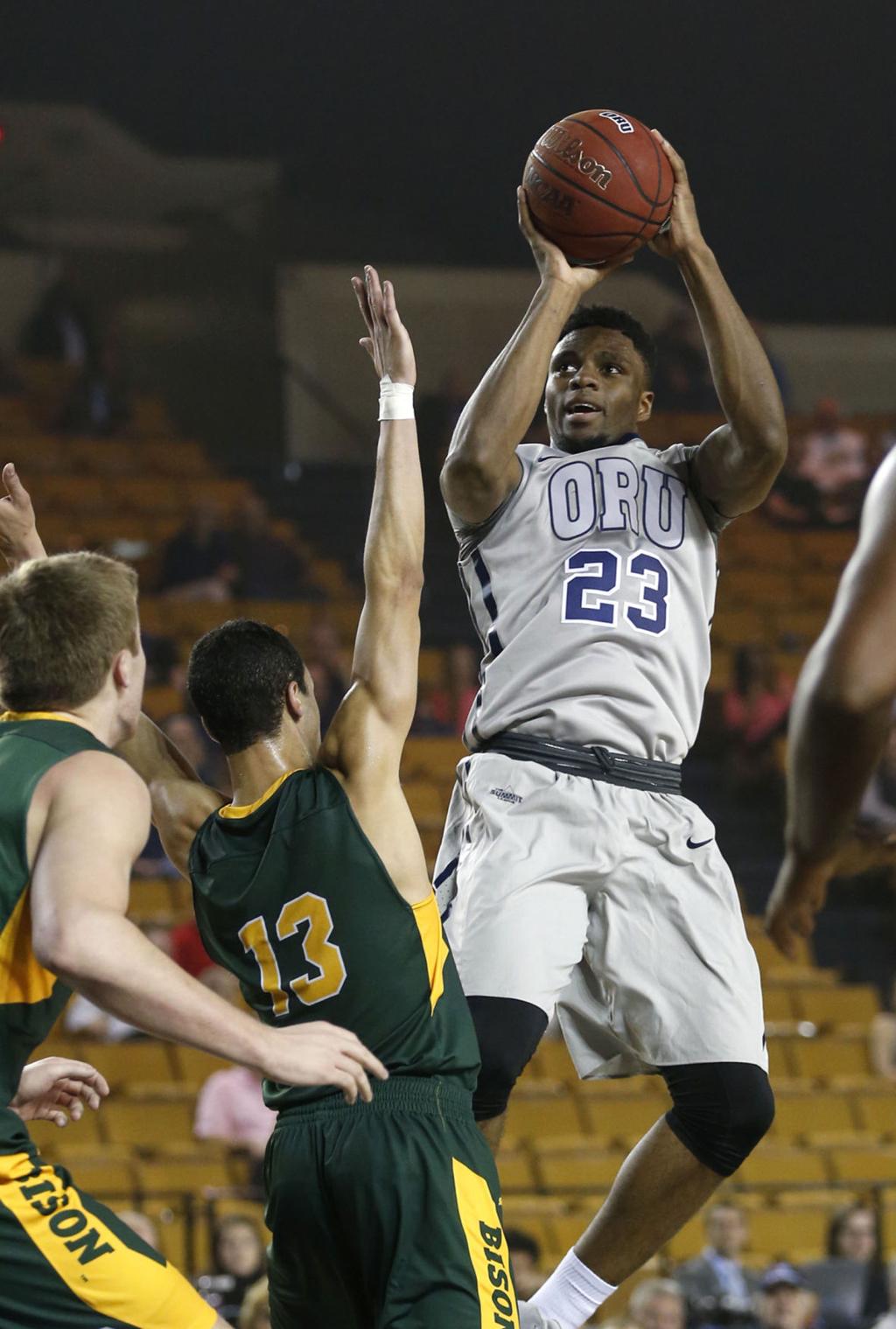 Oru S Emmanuel Nzekwesi Albert Owens Honored By Summit League