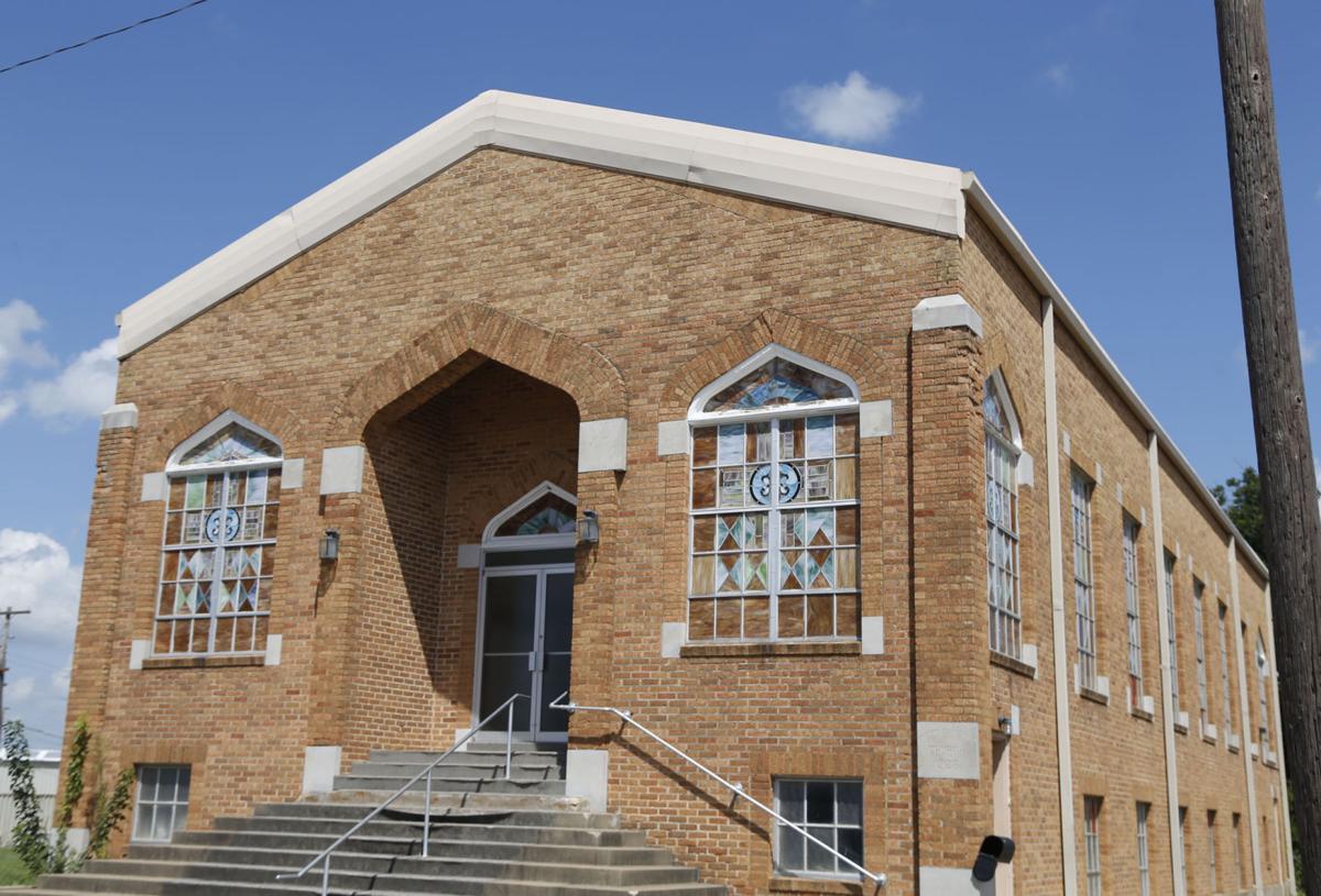 17 towns in 2017 Why does Wetumka celebrate Sucker Day? 17towns