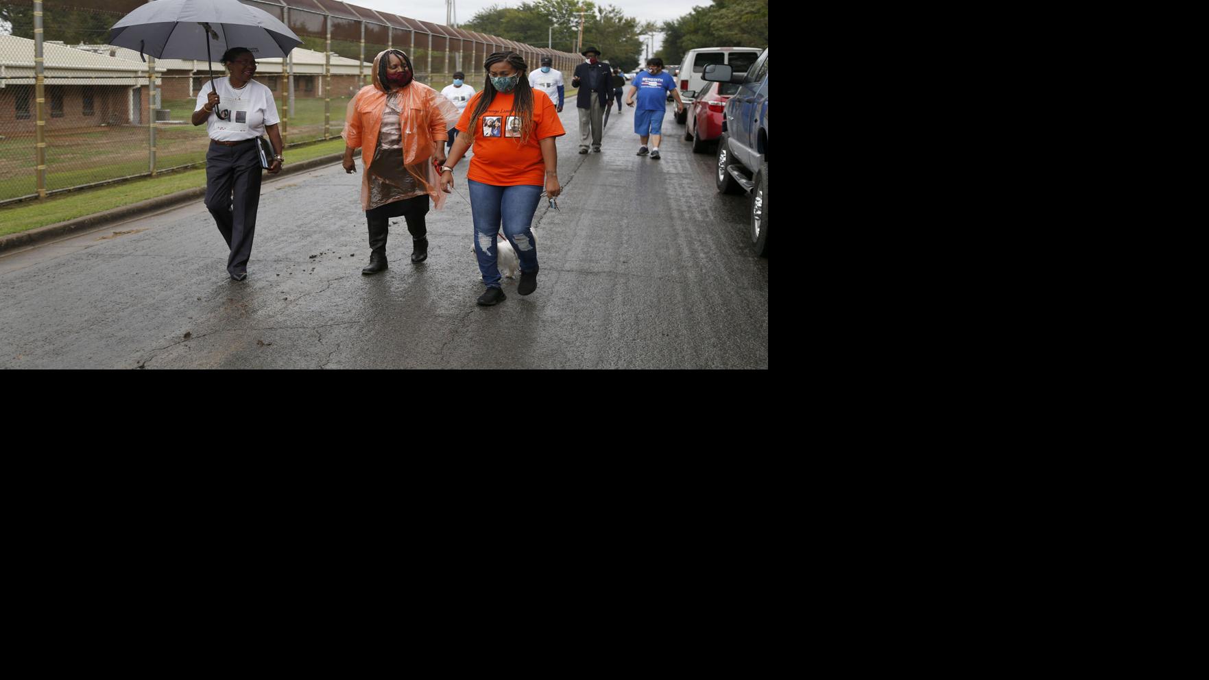 Inmate advocates rally outside Eddie Warrior Correctional Center over