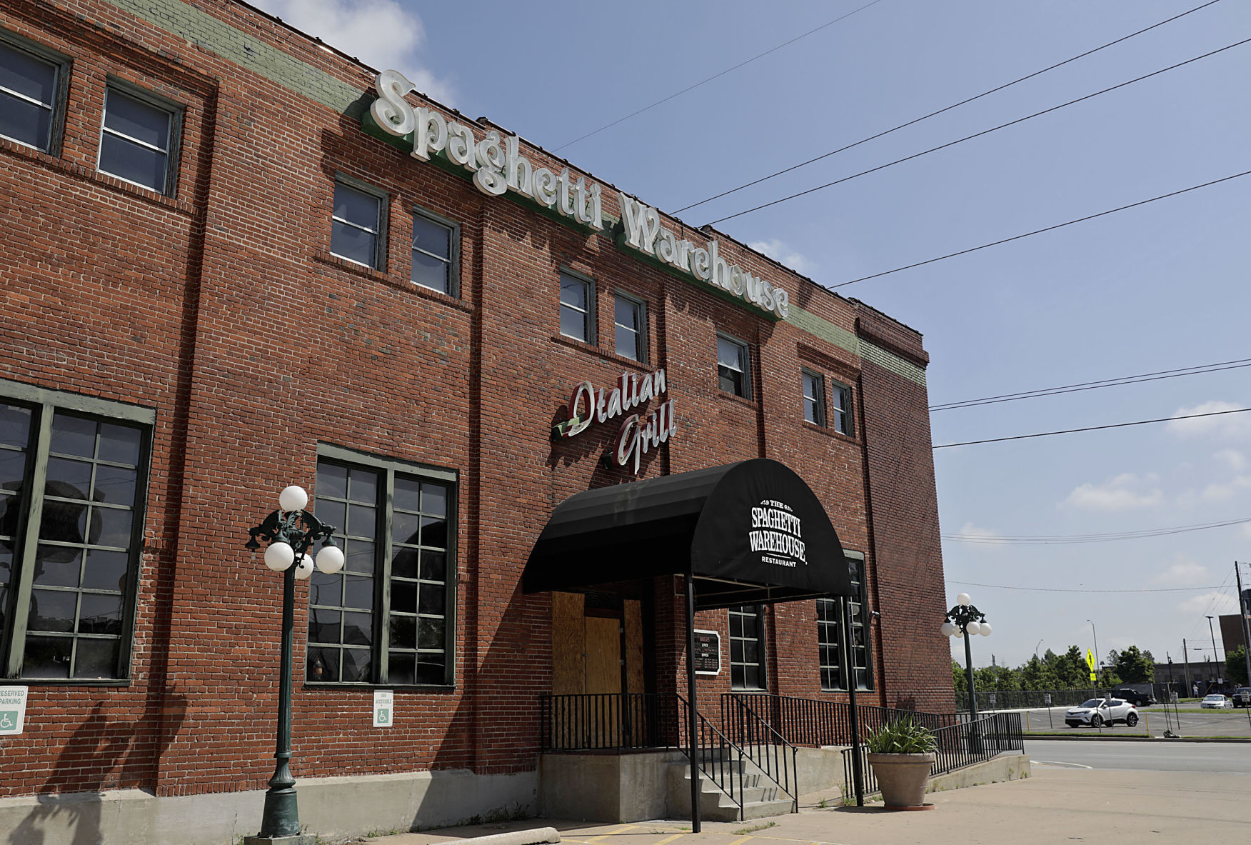 Report: WPX Energy To Buy Former Spaghetti Warehouse Building