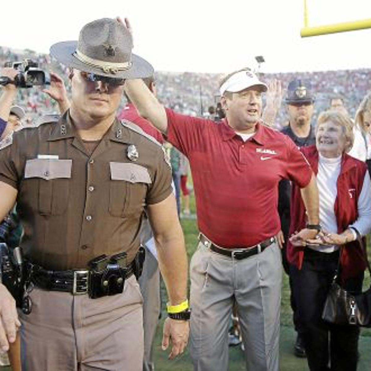 John E Hoover Trooper Brian Orr Has Bob Stoops Back