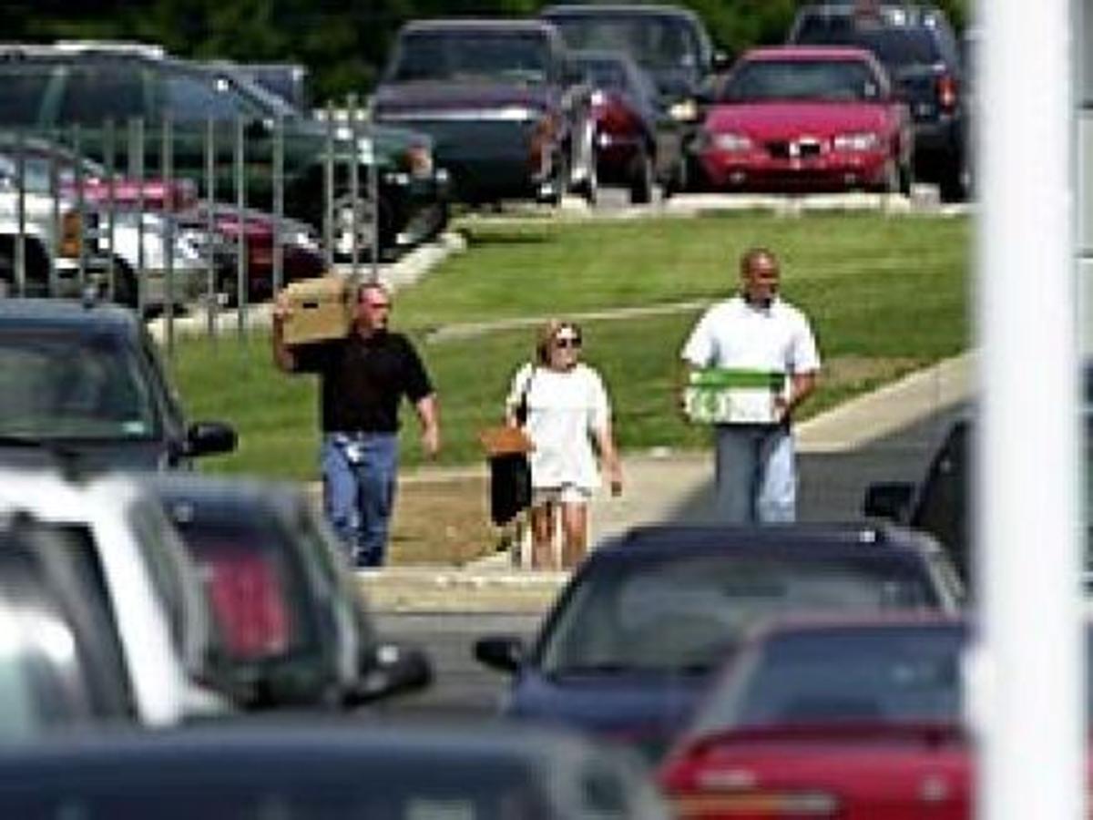 Worldcom Woes 330 Employees Laid Off At Worldcom S Tulsa Office Archive Tulsaworld Com Worldcom Woes 330 Employees Laid Off At Worldcom S Tulsa Office Archive Tulsaworld Com