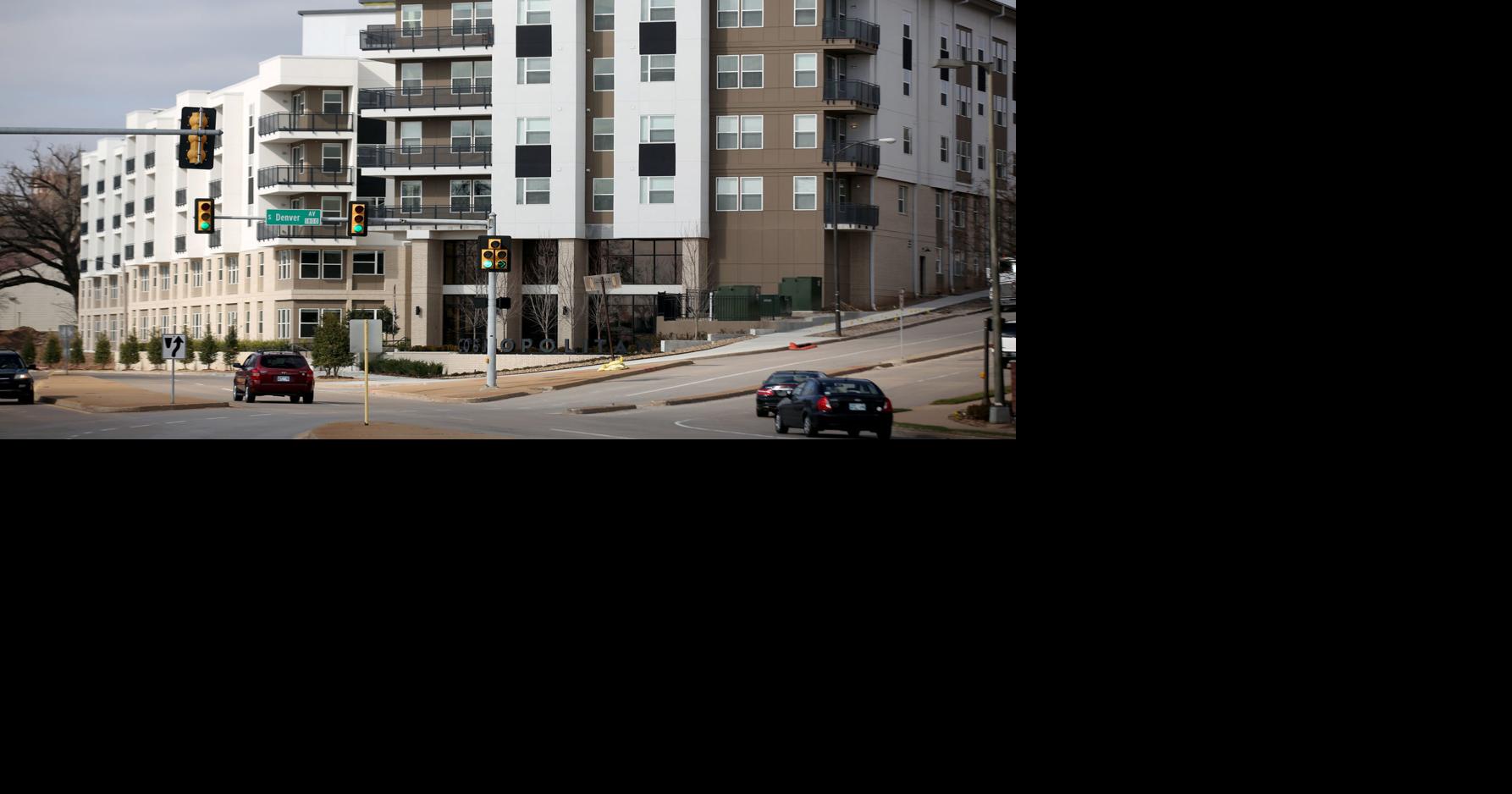 Cosmopolitan apartments on Riverside Drive offers prime location for