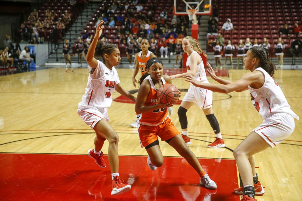 High School Basketball Ugly Win Over Booker T Washington