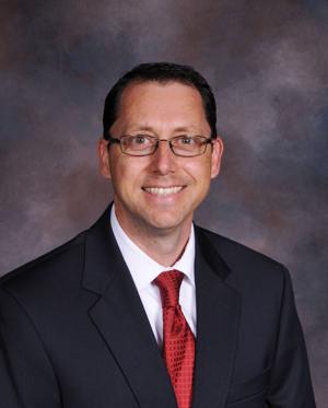 Skiatook High School principal resigns to take school association job