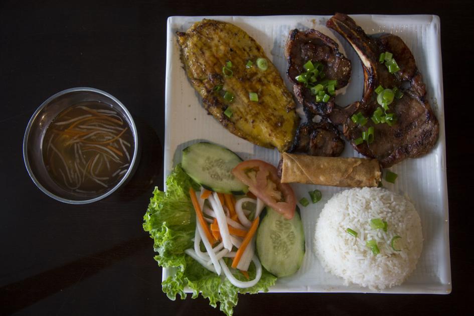 Review: Pho Nhi has tasty food to go with Vietnamese vibe