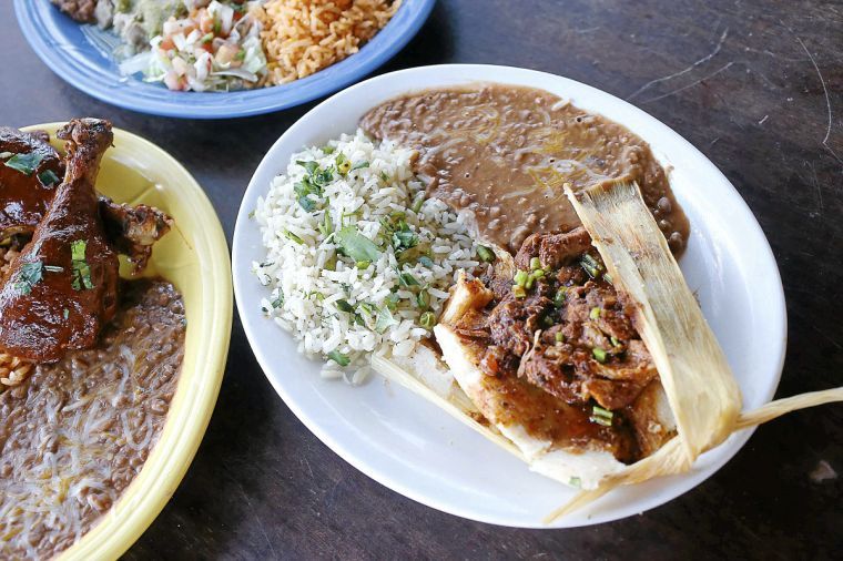 Review Calaveras Mexican Grill offers extensive menu of interesting