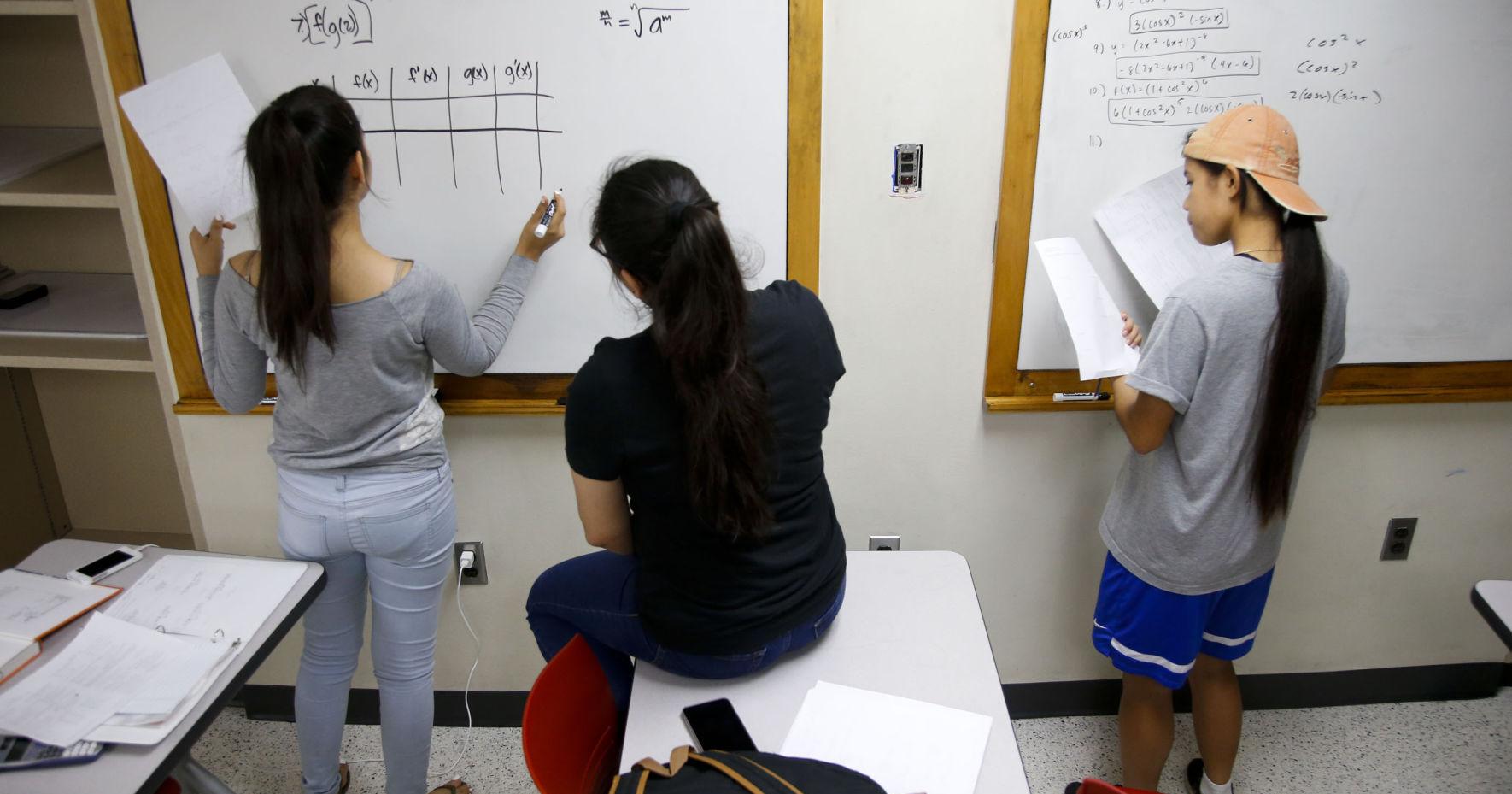 Oklahoma Education Department offers teacher signing bonuses - Vimarsana News