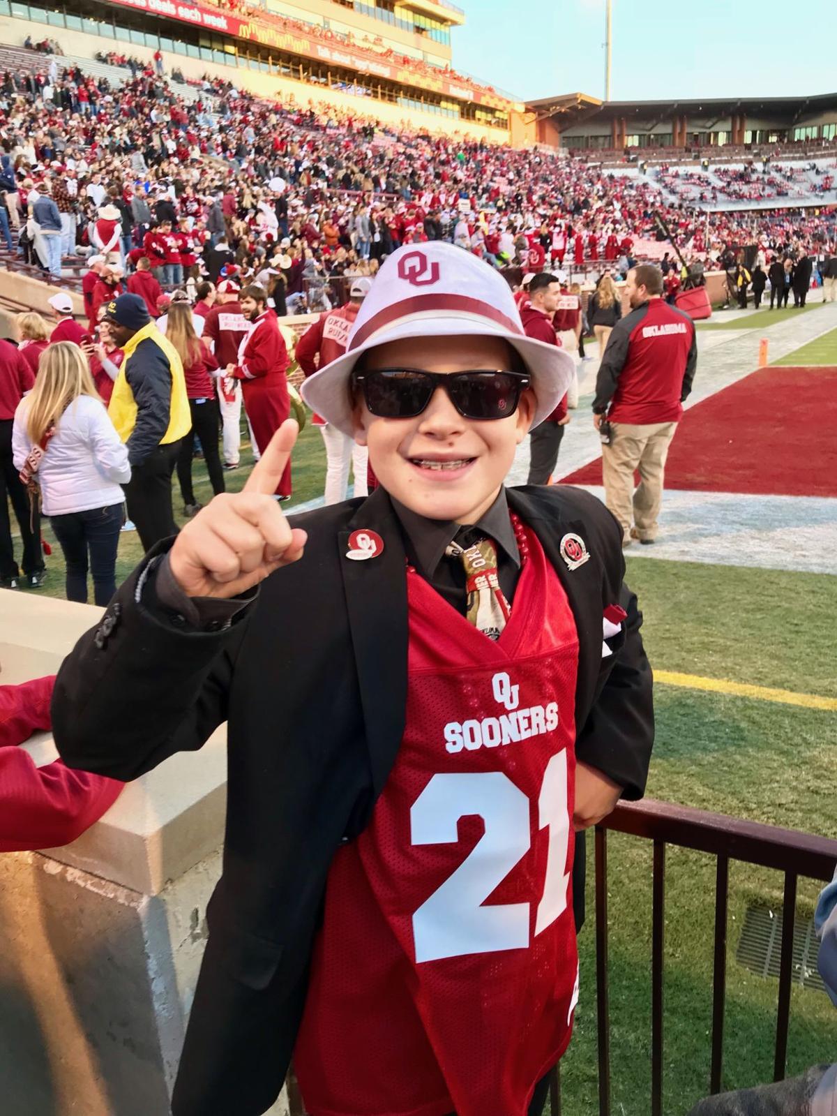 Even Without Dad There For The Big Game Love Of Ou Football
