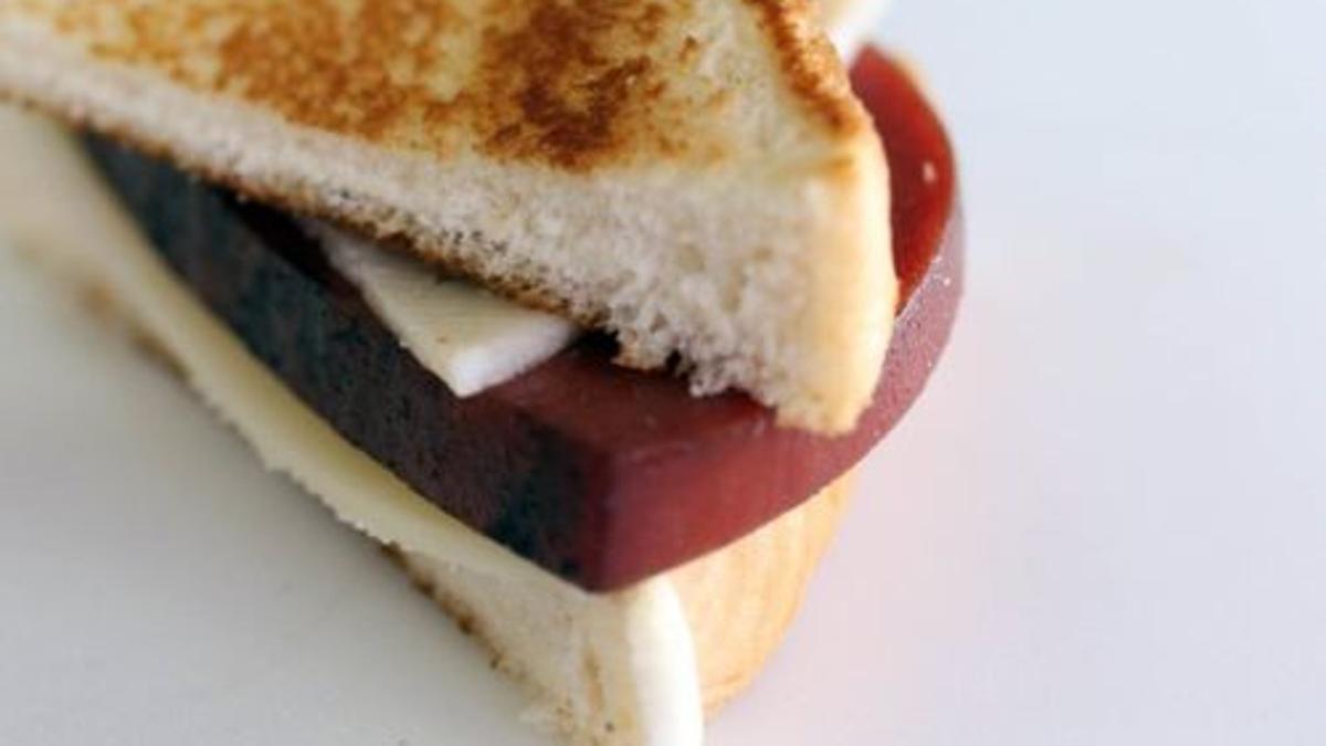Smoked Bologna Born In Oklahoma Barbecue Kitchens Food Cooking Tulsaworld Com