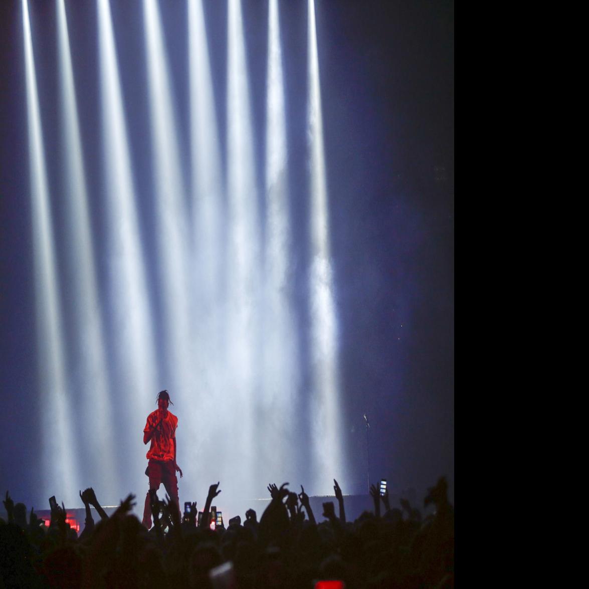 Review Travis Scott Brings Best Show Of His Tour To Tulsa For Sold Out Bok Concert Music Tulsaworld Com