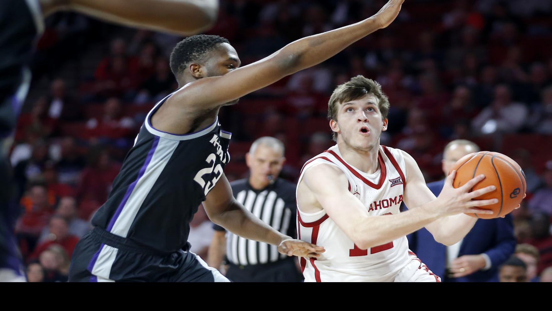 Ou Men S Basketball High Scoring Austin Reaves Riding Waves Of
