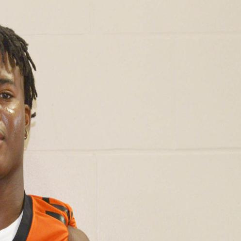 High School Football Btw S Keuan Parker Commits To Arkansas Ok