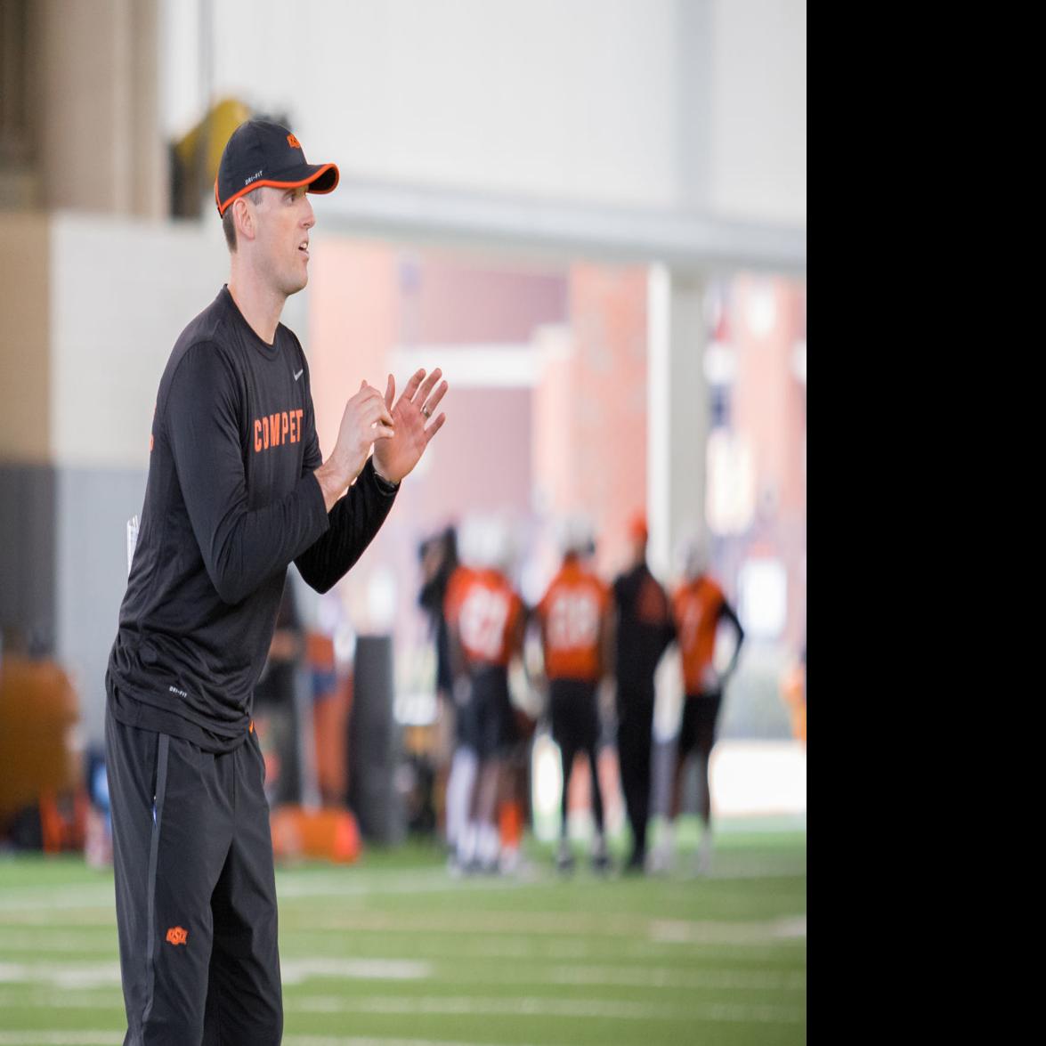 Osu Football Oklahoma State Begins Life With Offensive