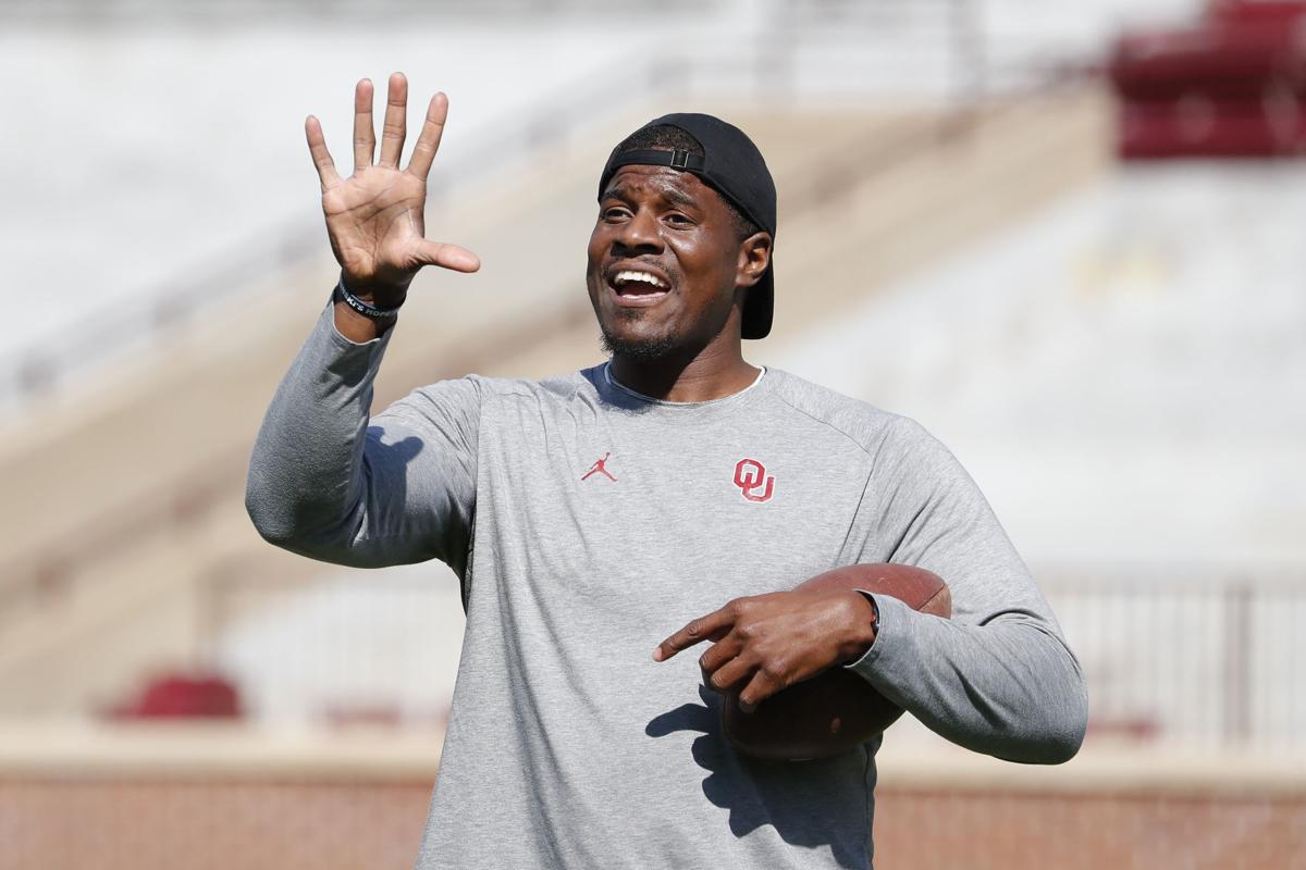 ou-football-alex-grinch-has-talked-ucla-personnel-with-cornerbacks-coach-roy-manning-who-was-on-bruins-staff-in-2018