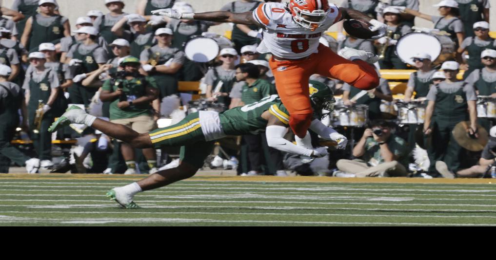 Alan Bowman isn’t going to run but Ollie Gordon finally can