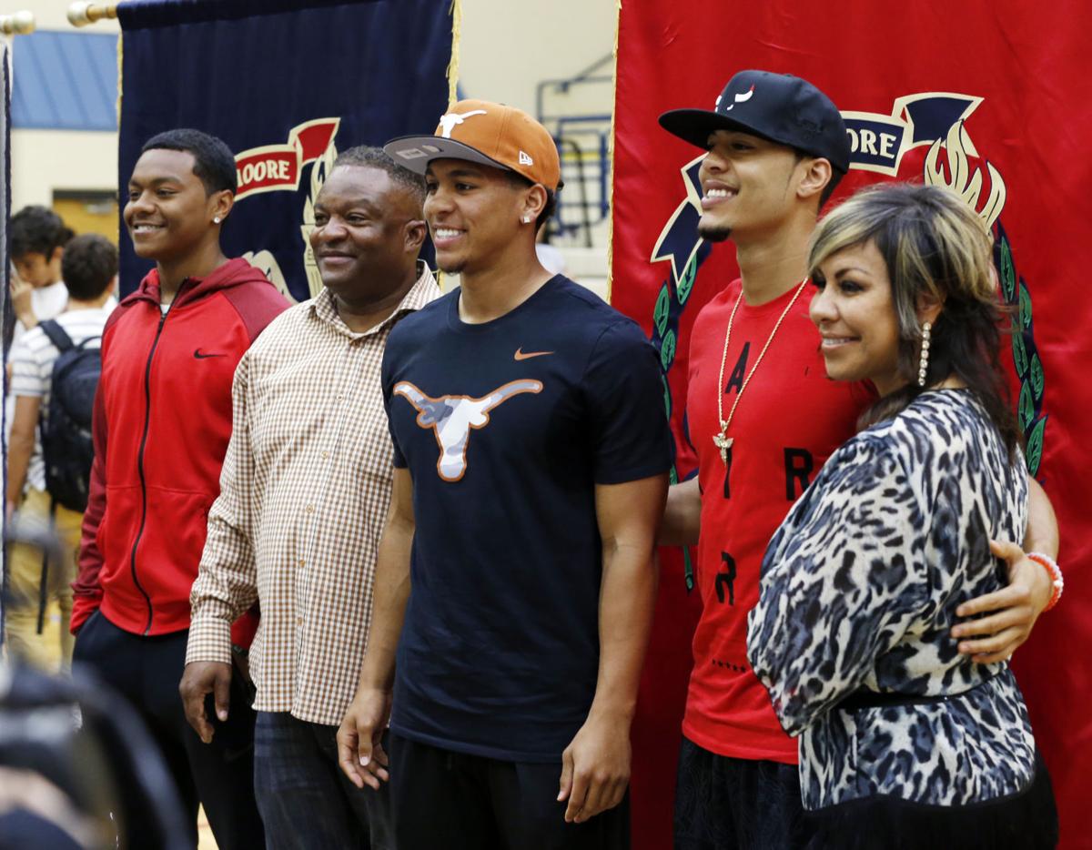 Tom Herman, Texas Longhorns ready to challenge for Oklahoma recruits