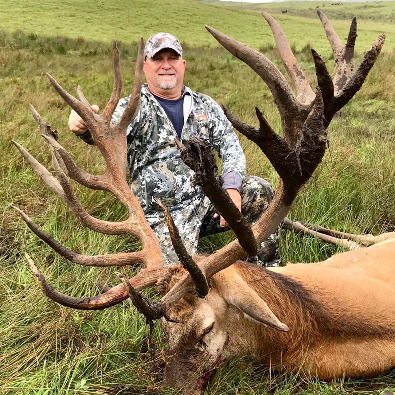Skiatook Hunter Claims National Record Red Stag From Scotland Sports News Tulsaworld Com Skiatook Hunter Claims National Record Red Stag From Scotland Sports News Tulsaworld Com