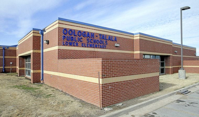 Students return to Oologah-Talala school one week after kindergartner's