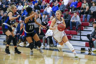 Girls Basketball Loaded 4a Field Features Muldrow And Holland
