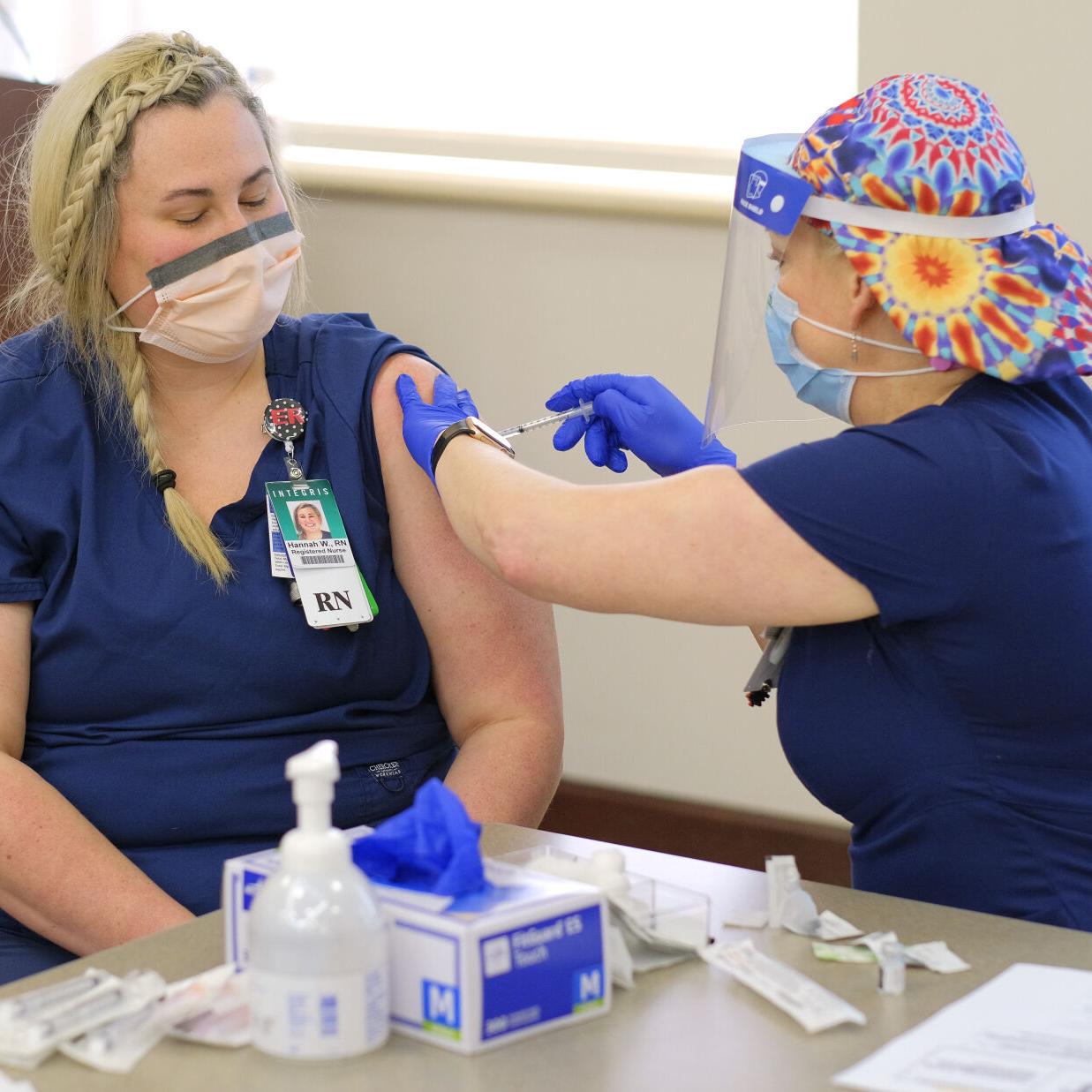 Nurse First To Receive Covid-19 Vaccine In Oklahoma State And Regional News Tulsaworldcom