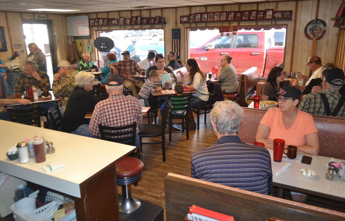 Karen S Country Kitchen Begins Day With Hearty Breakfast News Tulsaworld Com