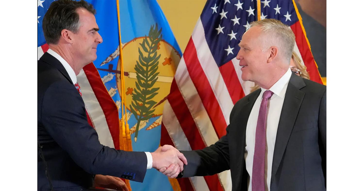 Image for Gov. Stitt talks about getting Trump 'all-in' on Alan Armstrong to fill Senate vacancy