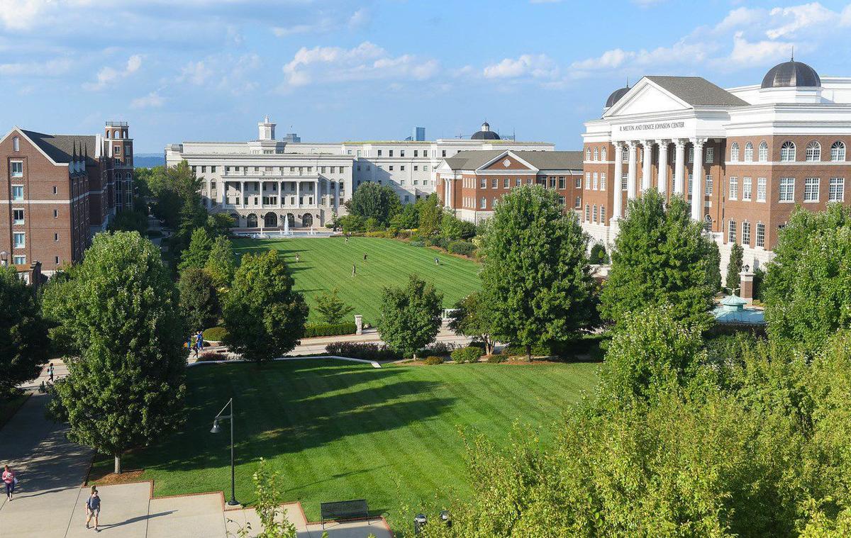 Belmont University Deans List Fall 2022