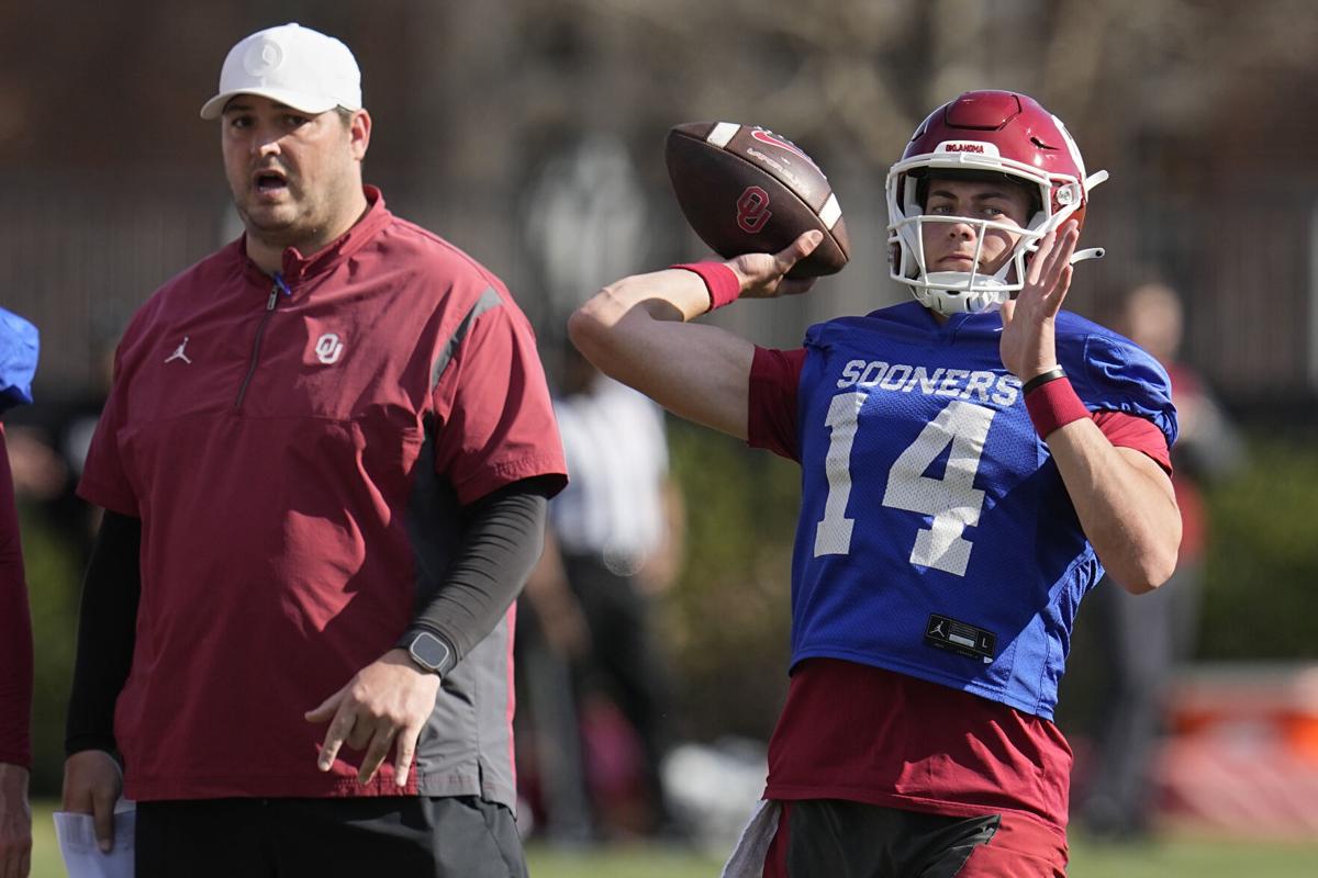 After greatness with Oklahoma Sooners, Sam Bradford had rocky NFL